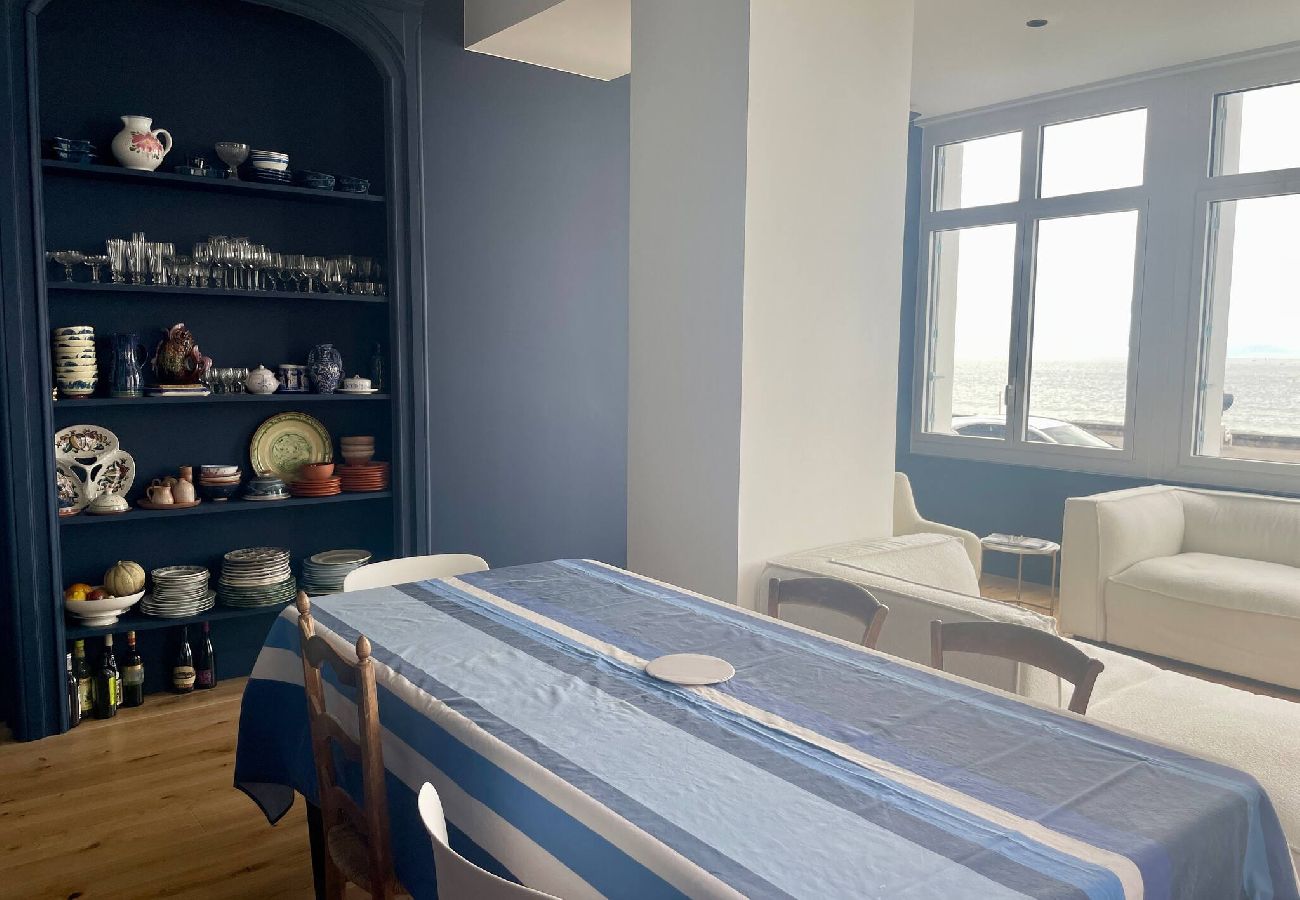 Apartment in La Baule-Escoublac - FACE SEA La Baule Le Panoramique 