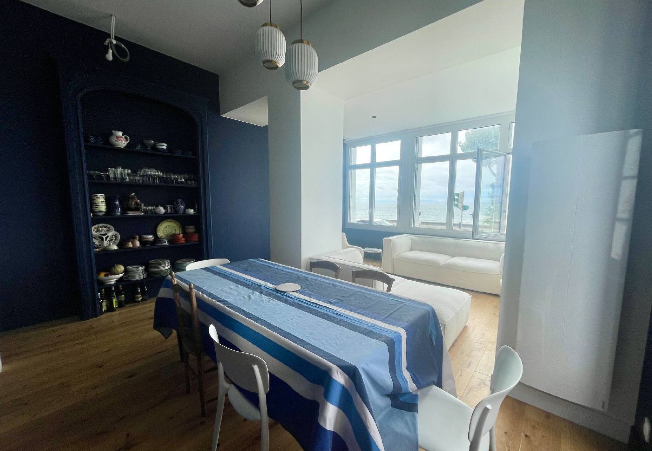 Apartment in La Baule-Escoublac - FACE SEA La Baule Le Panoramique 