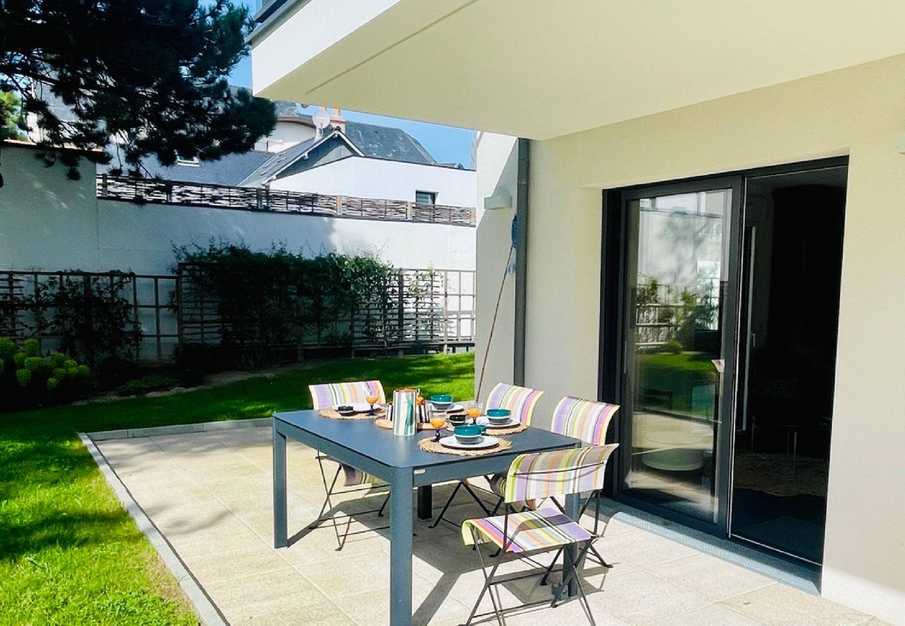 Apartment in La Baule-Escoublac - Le Sophia à La Baule 