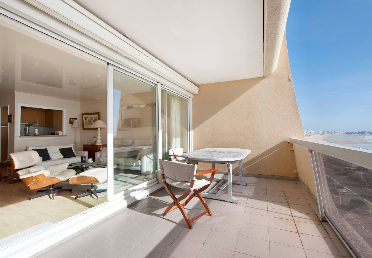 Apartment in La Baule-Escoublac - Face sea Les Vagues Bauloises 