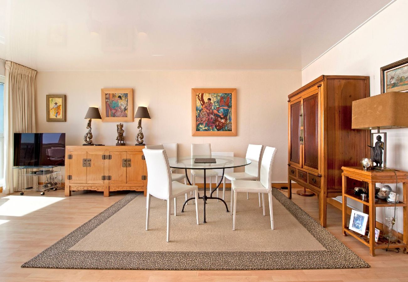 Apartment in La Baule-Escoublac - Face sea Les Vagues Bauloises 