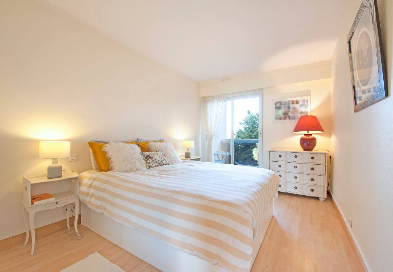 Apartment in La Baule-Escoublac - Face sea Les Vagues Bauloises 