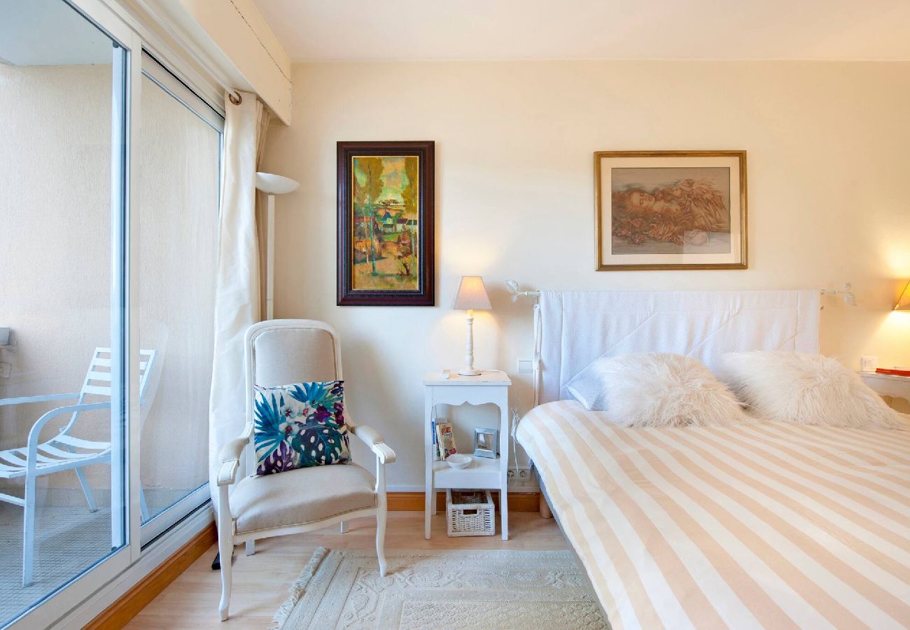 Apartment in La Baule-Escoublac - Face sea Les Vagues Bauloises 