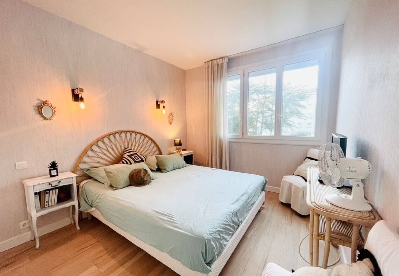 Apartment in La Baule-Escoublac - Sea view in La Baule: Le Victor Hugo 