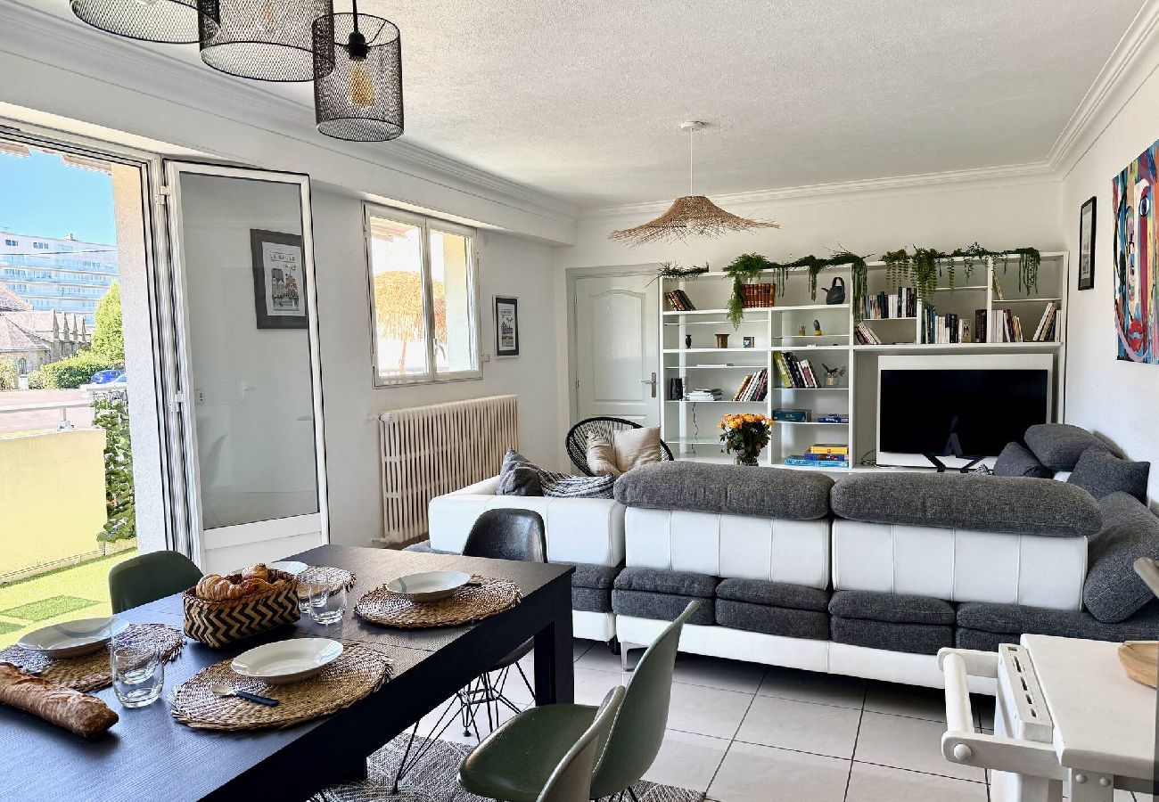 Apartment in La Baule-Escoublac - Les Platanes : La baule 