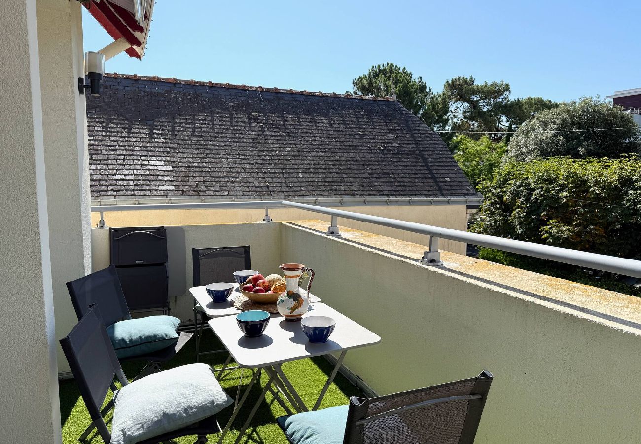 Apartment in La Baule-Escoublac - Les Platanes : La baule 