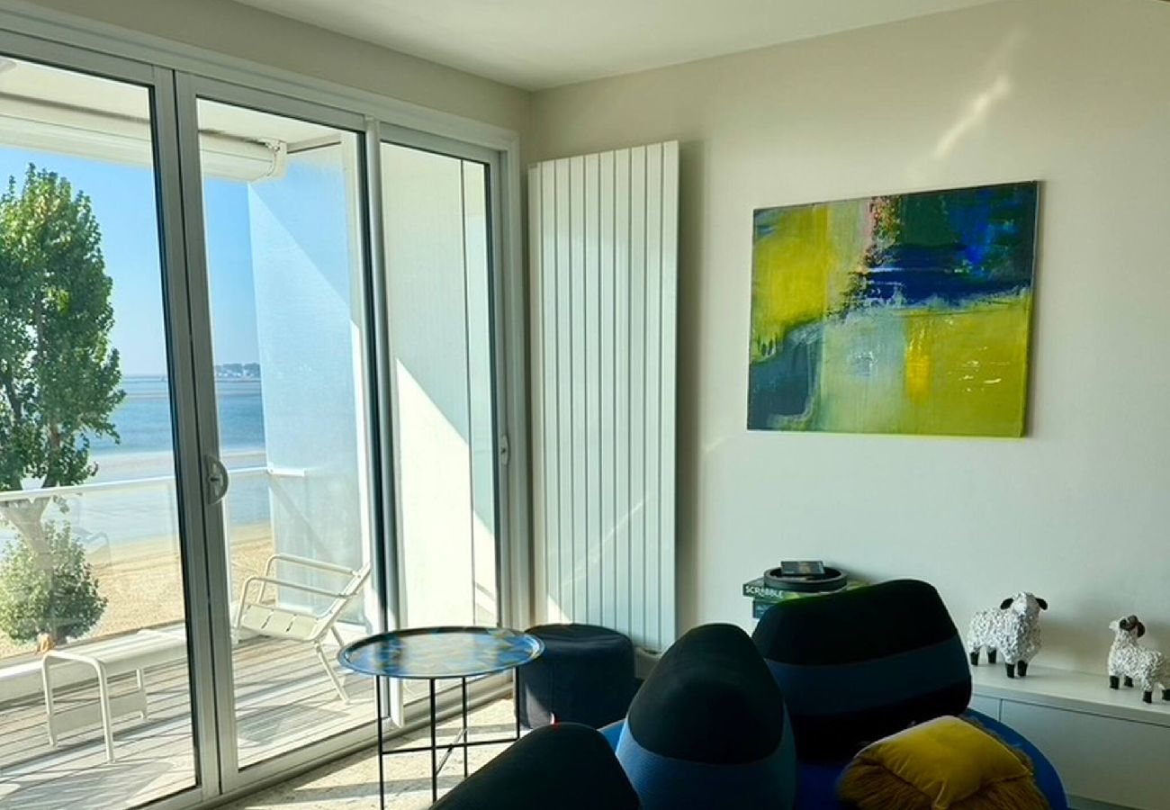 Apartment in La Baule-Escoublac -  Les Mouettes : face mer La Baule