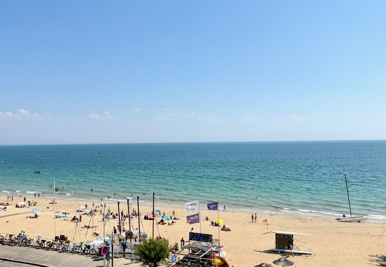 Apartment in La Baule-Escoublac - Face mer à La Baule : Evobaule